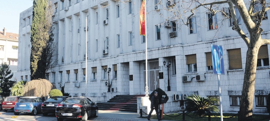 MF: Kapitalne investicije rastu, budžetski prihodi iznad plana