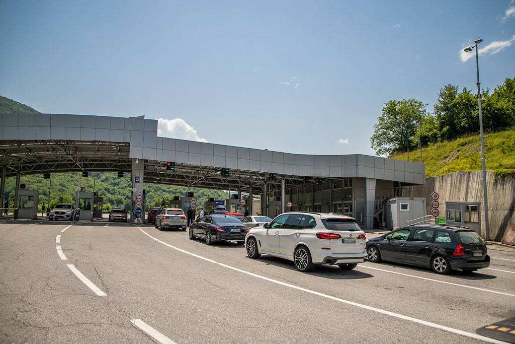 Krivična prijava protiv ruskog državljanina, na uvid dao falsifikovanu vozačku dozvolu