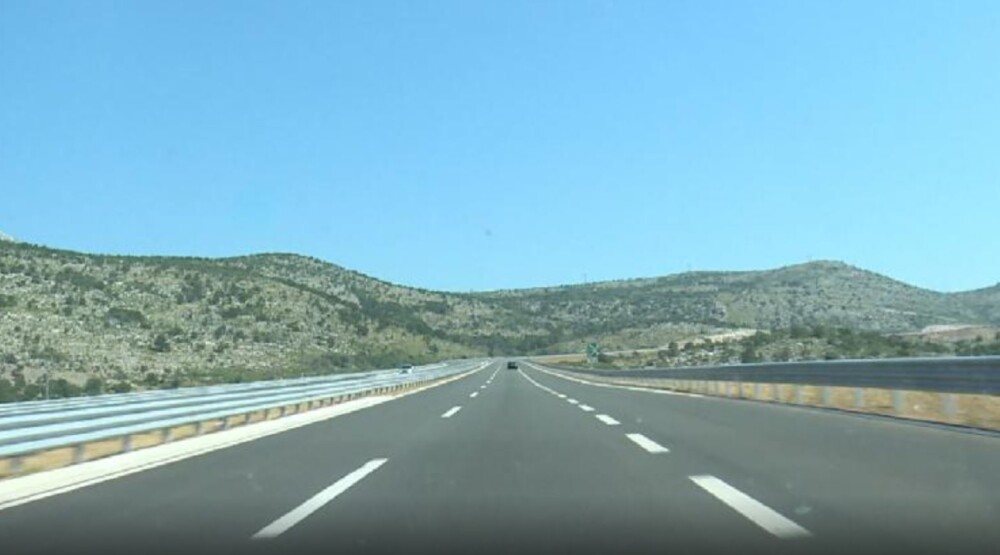 Uhapšen vozač, auto-putem vozio 176 kilomatara na sat