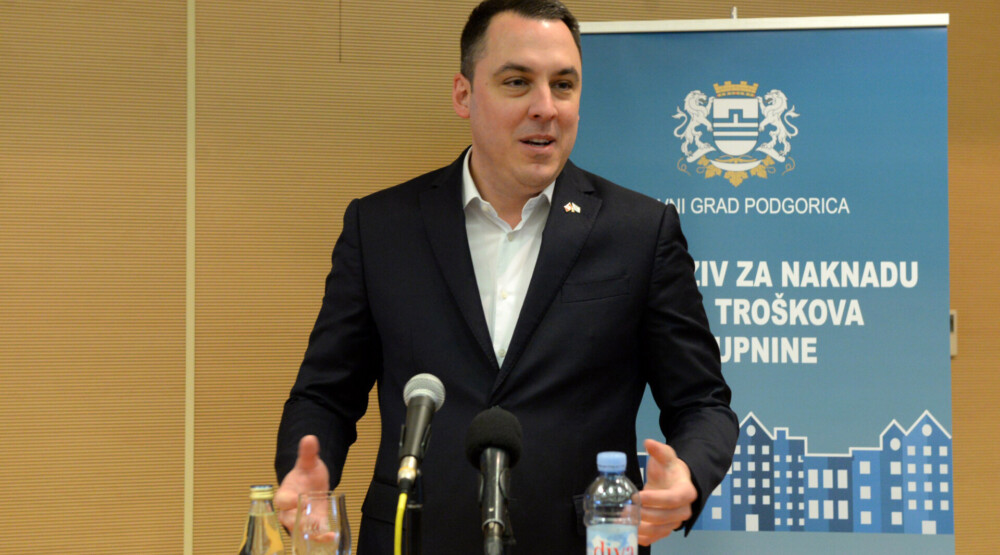 Vuković o odlaganju rekonstrukcije Vlade: Nervoza u PES-u nakon trećeg “političkog šamara” premijeru