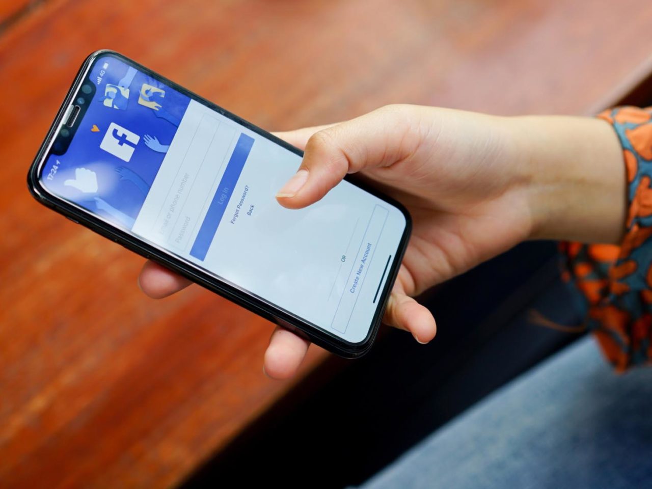 Pao Facebook: Korisnici u Crnoj Gori i širom svijeta ne mogu pristupiti mreži
