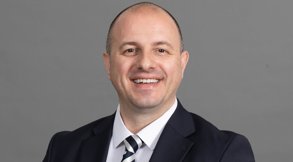 Milović: Građani stežu kaiš dok vlast dijeli fotelje