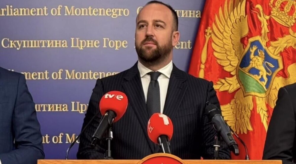 Nikolić: Izmjene Ustava ne odvajati od ukupnog političkog dijaloga, čekamo odgovor vlasti na platformu opozicije