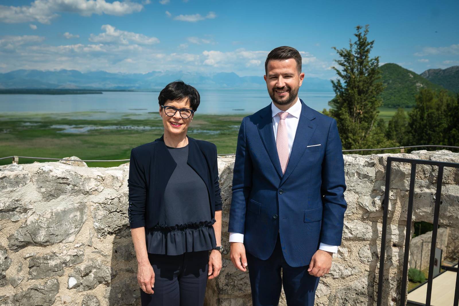 Marta Kos specijalna gošća Milatovića na prijemu povodom Dana državnosti Crne Gore
