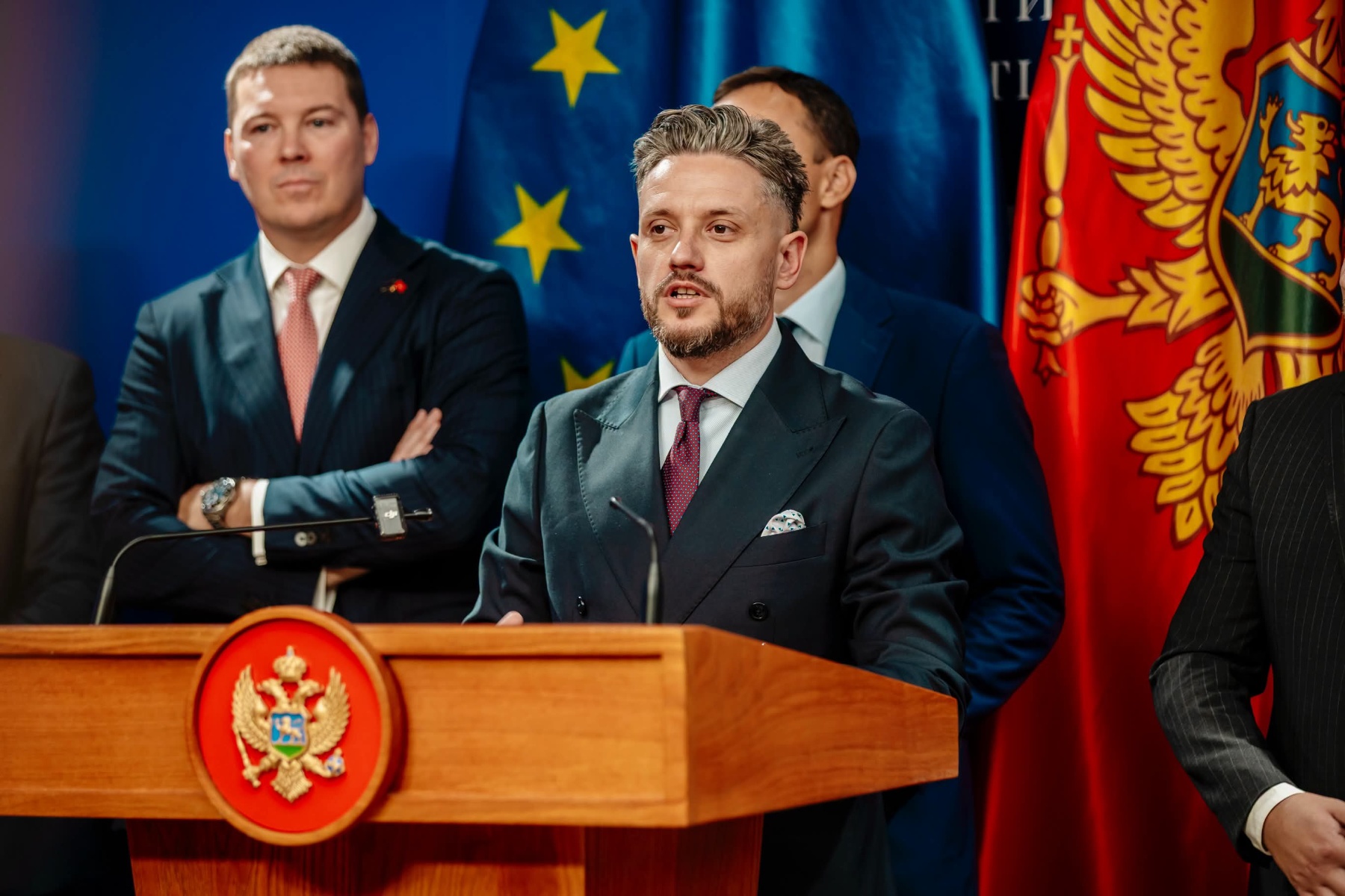 Radovanić: Građanima ne trebaju novi ministri i potpredsjednici, već veće penzije i bolji standard