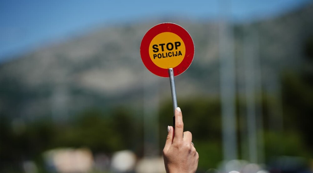 Policija na primorju kontrolisala 83 autobusa i sankcionisala 53 vozača