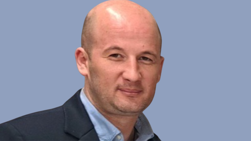 Čolaković: “Srpski odgovor“ su dali oni profesori i građani 2004. koji su izabrali ulicu umjesto ponuđenog kompromisa sa neistinom