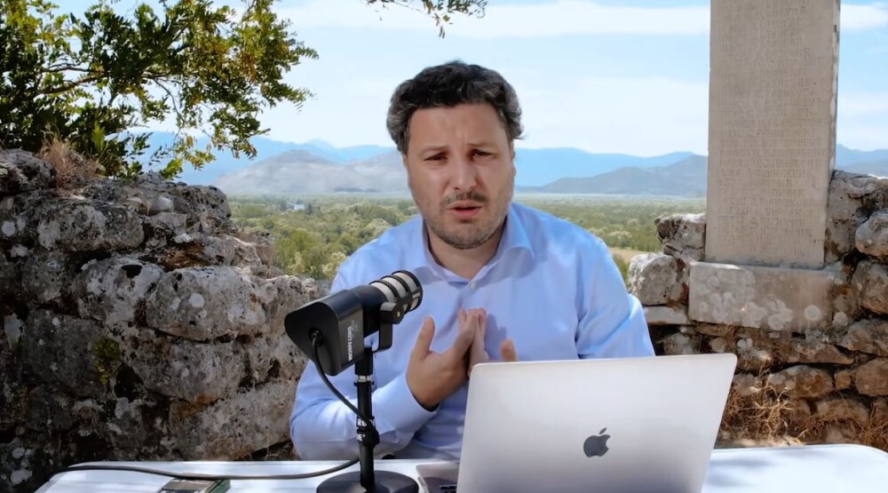 Abazović: Ustav se ne može mijenjati na brzinu i voljom trenutne većine, potreban opšti društveni konsenzus