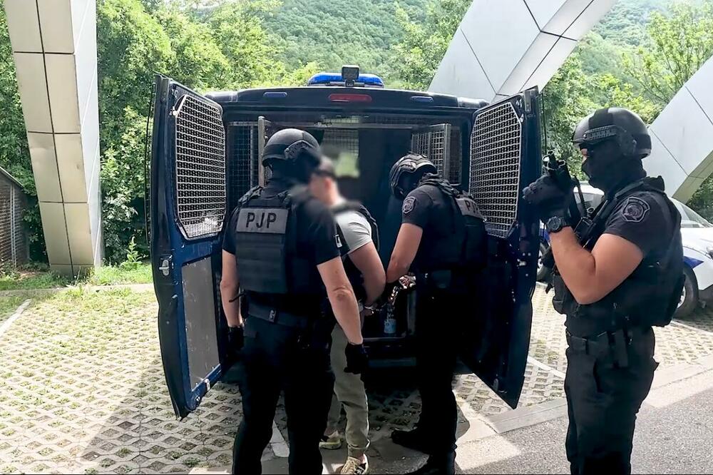 Srbija izručila Tomaševića crnogorskoj policiji (VIDEO)
