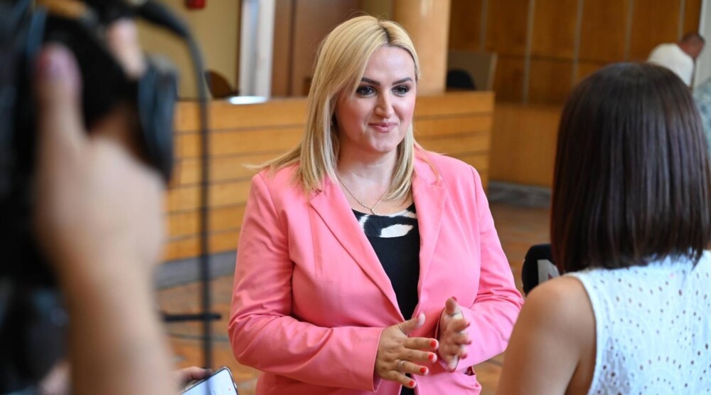 Lalatović Žižić: Za 120 radnih dana dobićemo modernu salu SO Nikšić, koja će zadovoljiti sve potrebe odbornika i naših sugrađana