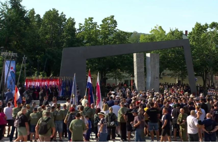 Nevladina udruženja podnijela prijavu zbog govora mržnje na obilježavanju akcije “Oluja” u Kninu