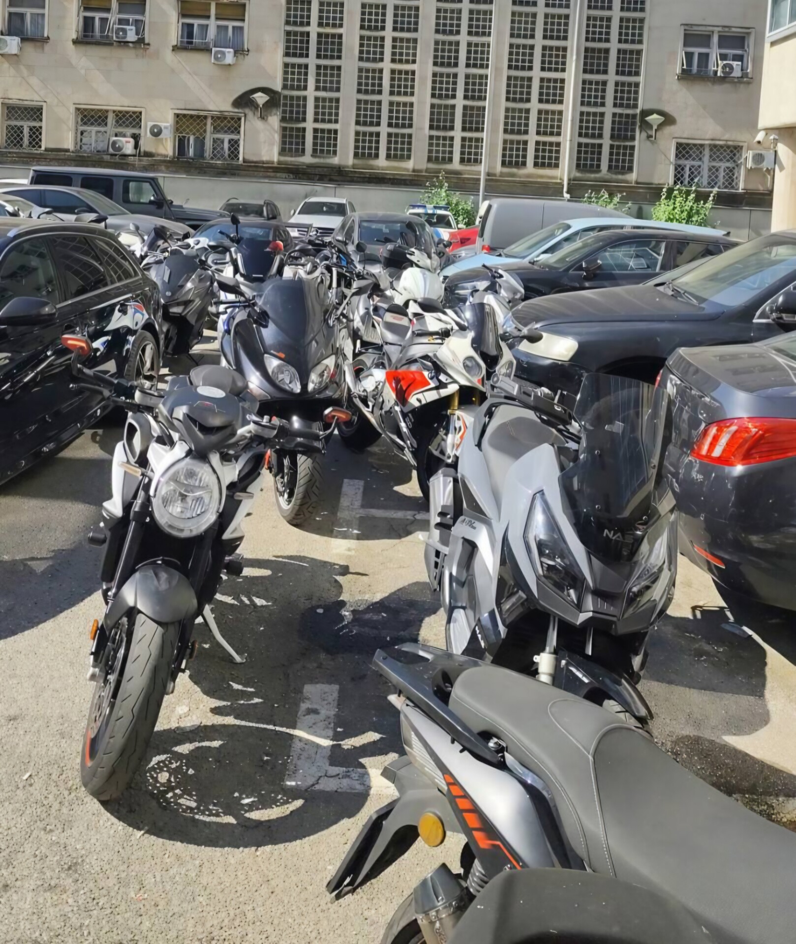 Podgorica: Uhapšeno 8 vozača, oduzeto 17 motocikala, kvad i automobil