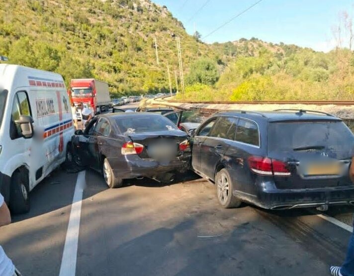 Udes u Virpazaru, saobraćaj u prekidu