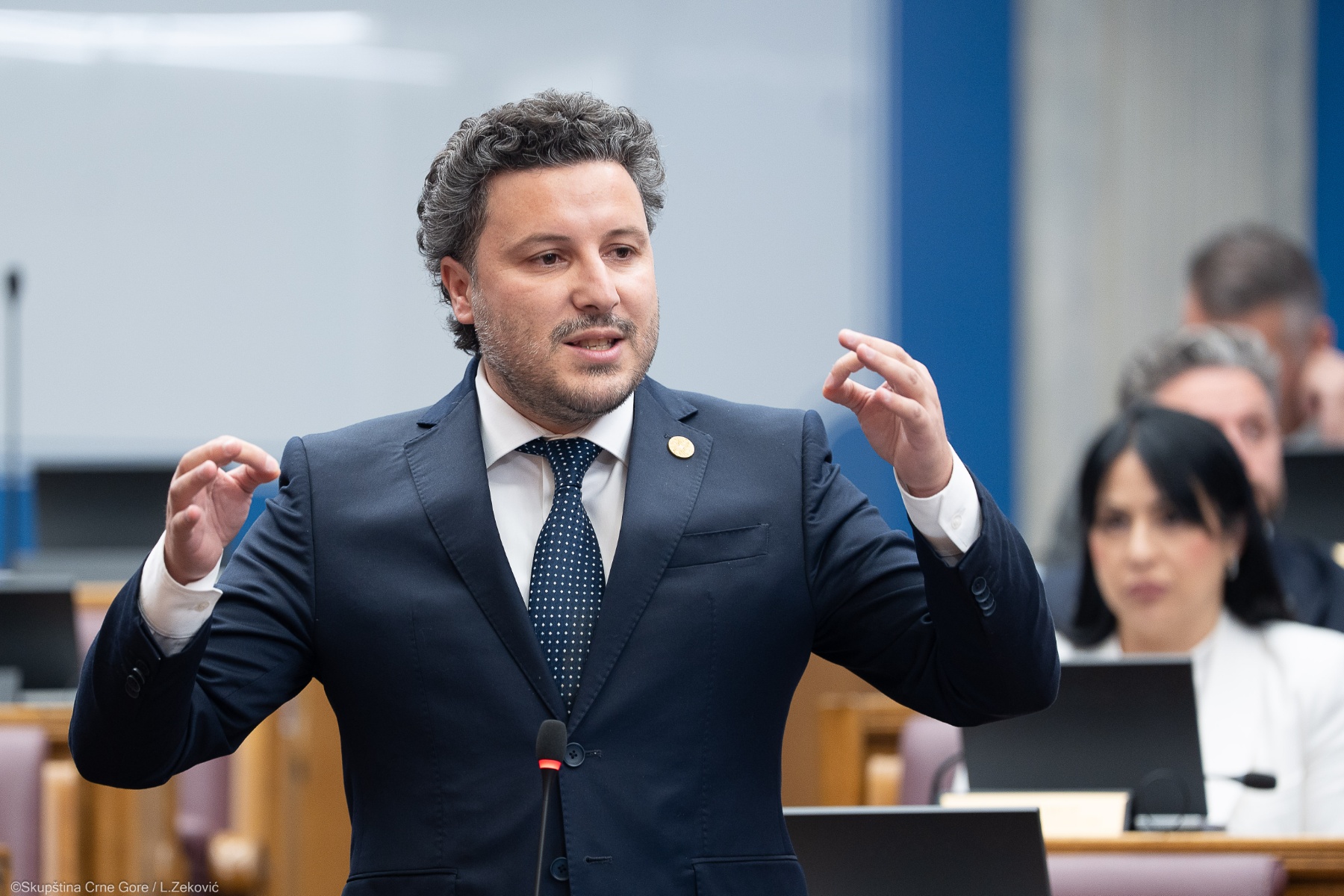 Abazović o odluci Ustavnog suda za Sporazum sa UAE: Kakav šamar za Vladu – ni zrno pijeska Velike plaže!