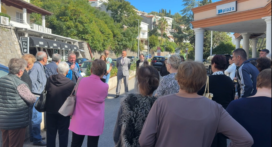 Rajak: Ako Vlada ne riješi zahtjeve bivših radnika Vektra Boke, preduzećemo radikalnije mjere
