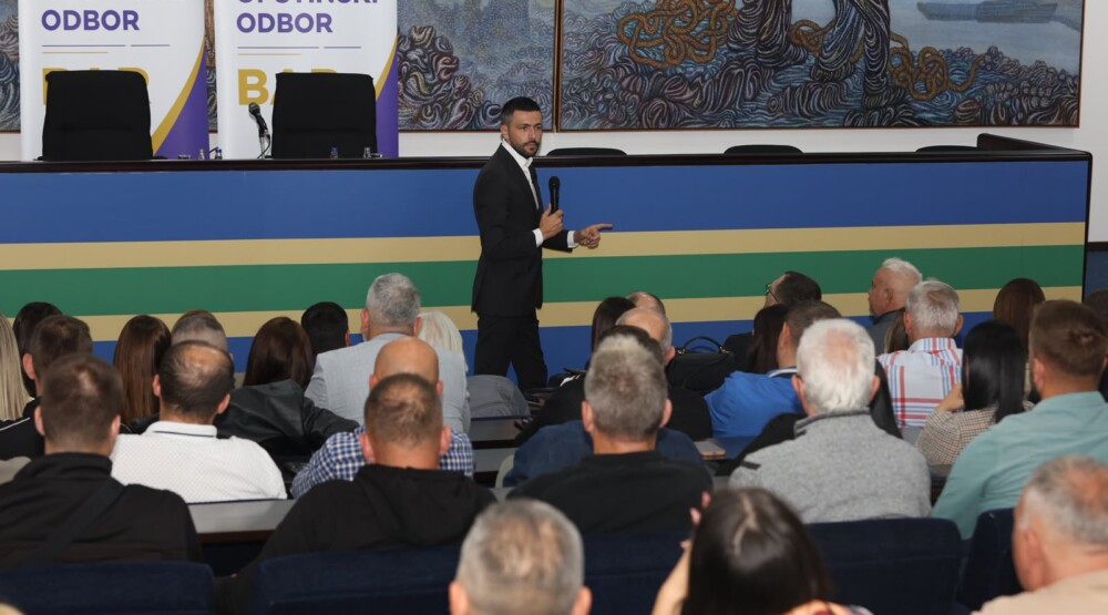 Živković u Baru: Oni imaju plakat, mi imamo plan – radna mjesta i privredu moramo čuvati, podržavamo rast zarada